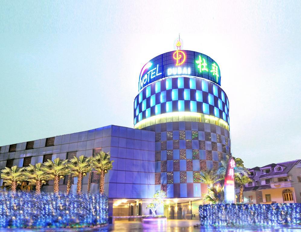 Dubai Motel Yilan Exterior foto