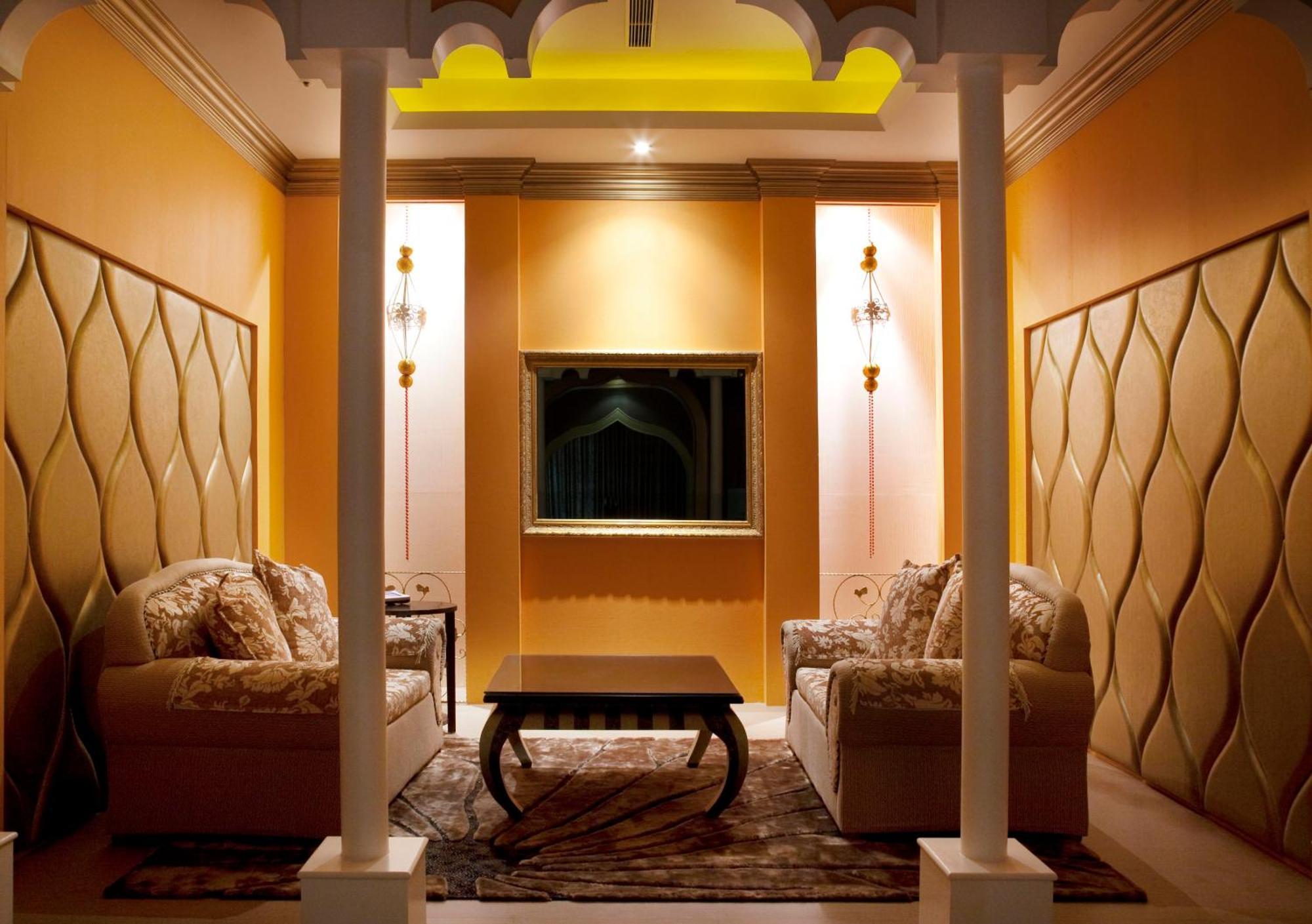 Dubai Motel Yilan Exterior foto